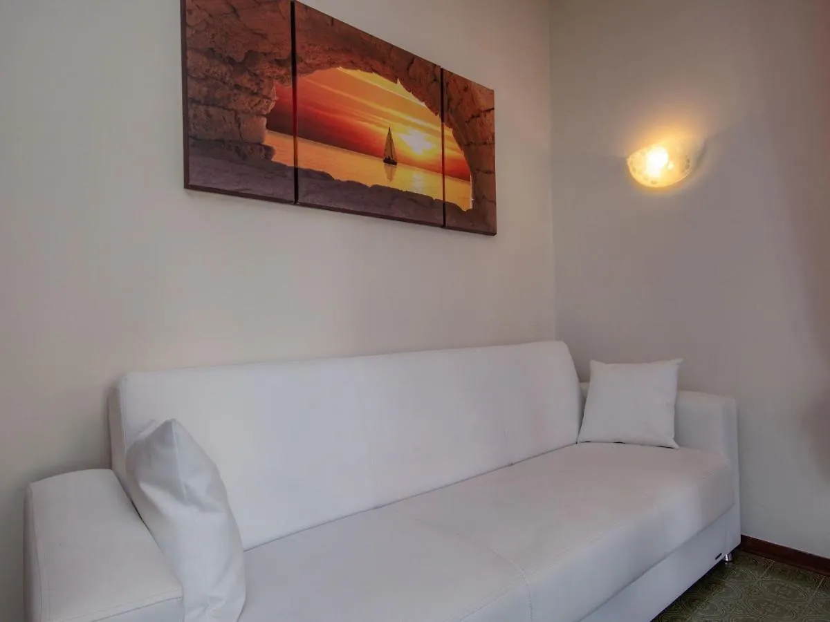 Holiday home Casa Camilla Villa Manerba del Garda